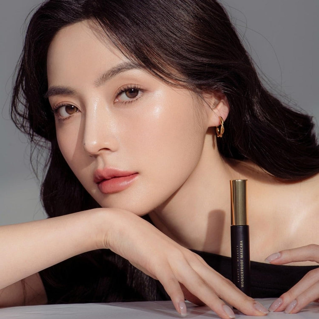 BOM WONDERPROOF Mascara Volumer Curl, Deep Black Color, Eyelash Volumizing Longer Looking Waterproof